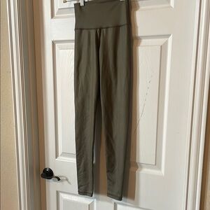 Aerie leggings, olive green, size xs (extra small) wide waistband